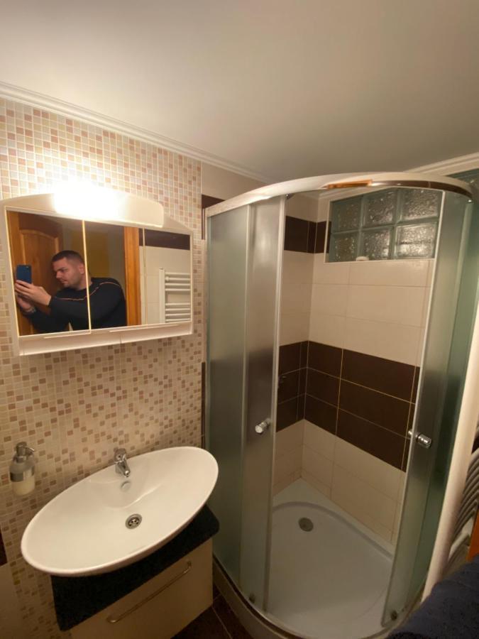 Mimi Apartman Διαμέρισμα Gyula Εξωτερικό φωτογραφία